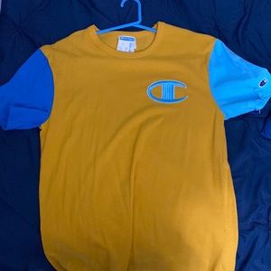 Champion t shirt